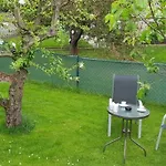 Διαμέρισμα With Back Garden