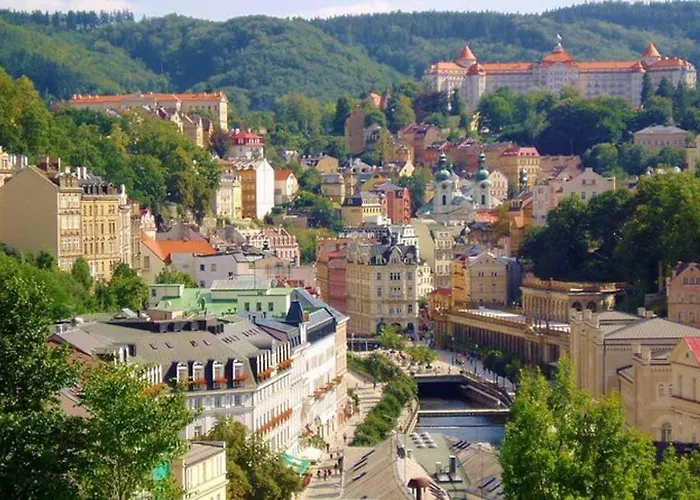 With Back Garden Karlovy Vary
